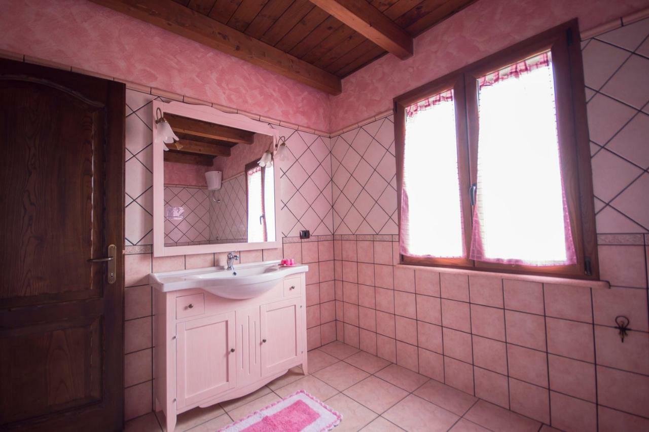 Casa Vacanza Il Mandorlo Domusnovas 外观 照片