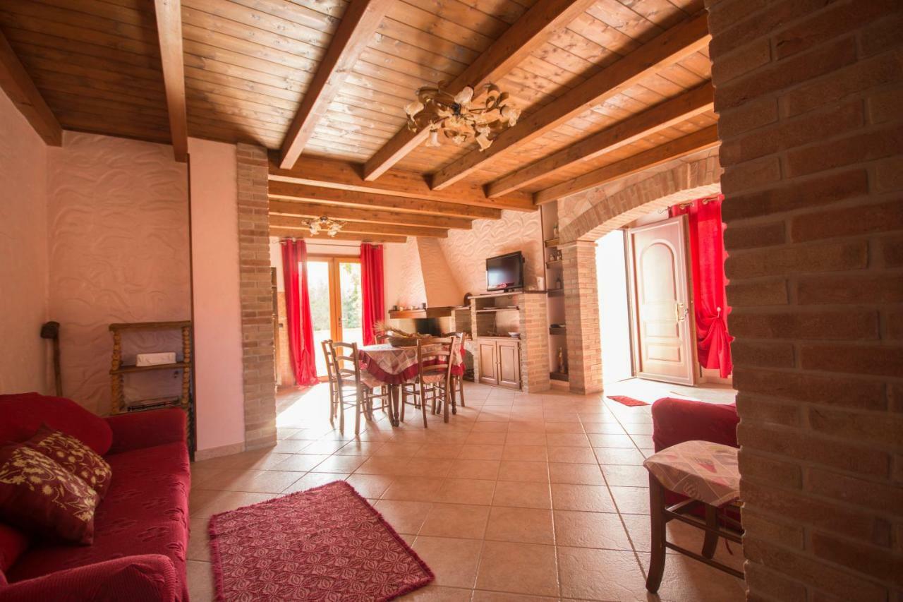 Casa Vacanza Il Mandorlo Domusnovas 外观 照片